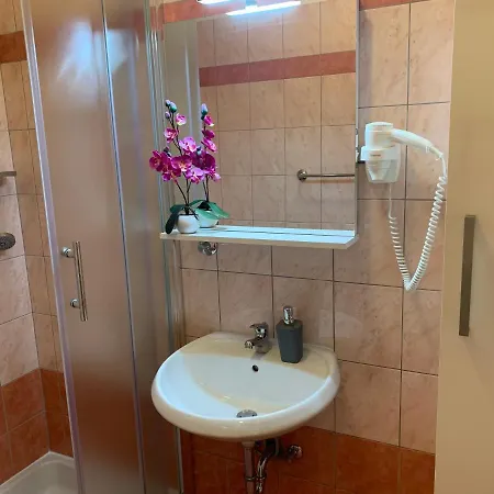 Appartement Ulika - 3 For 4 Persons Pula