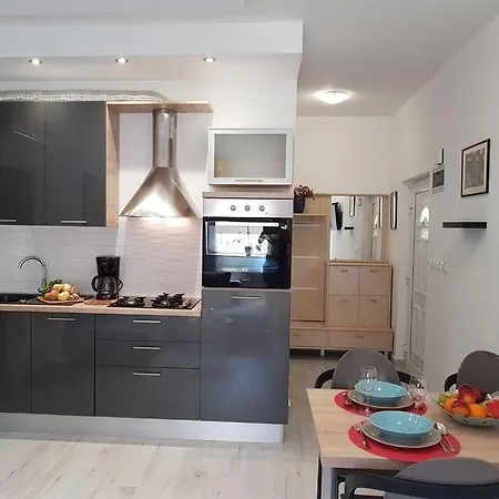 Apartment Ulika - 3 For 4 Persons