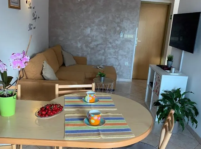 Διαμέρισμα Ulika - 3 For 4 Persons